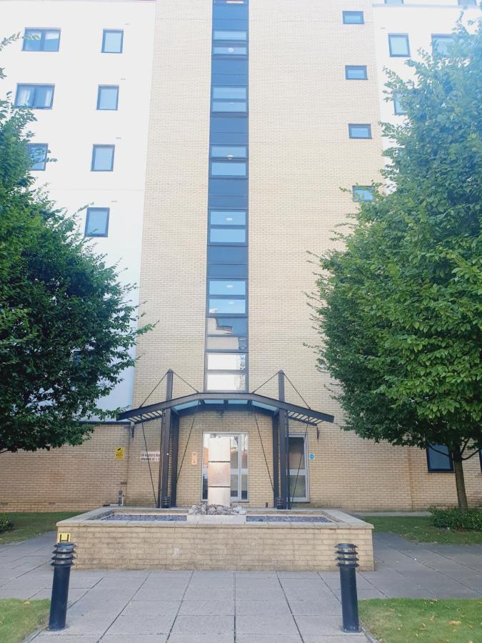 Luxury Canary Wharf With Free Parking Apartment *