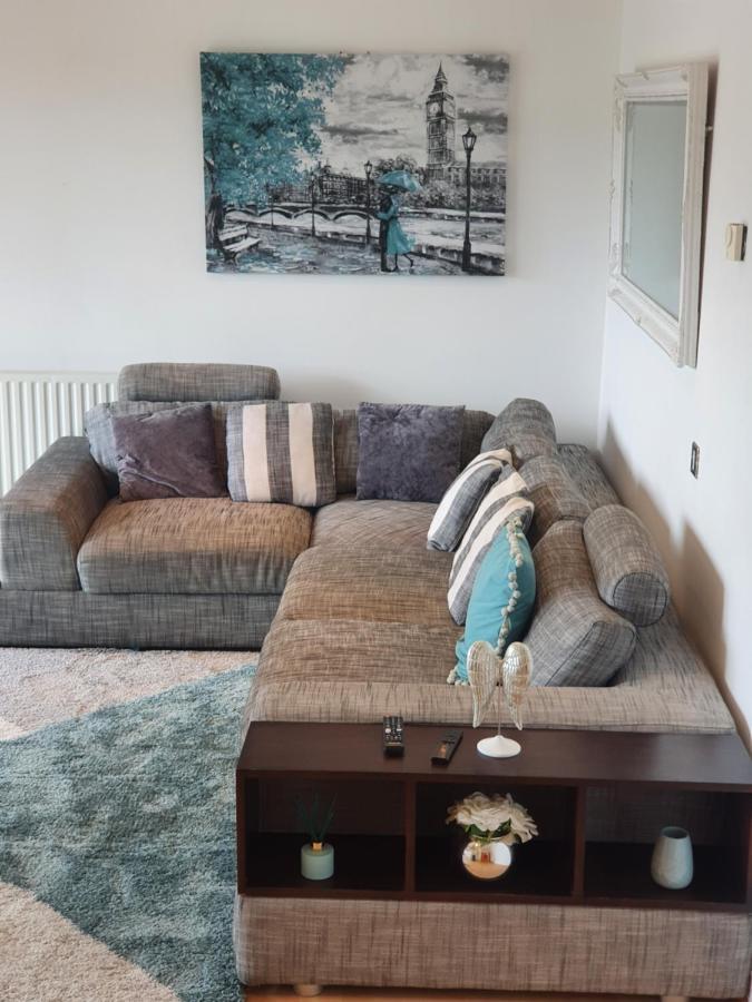Luxury Canary Wharf With Free Parking Apartment *