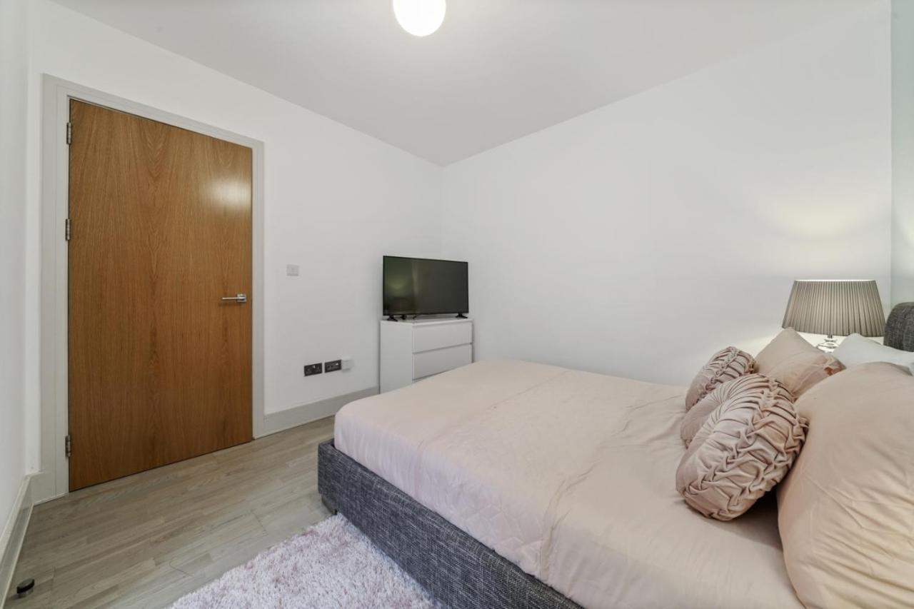 Lara Deluxe Modern 2 Bed By Tower Bridge London