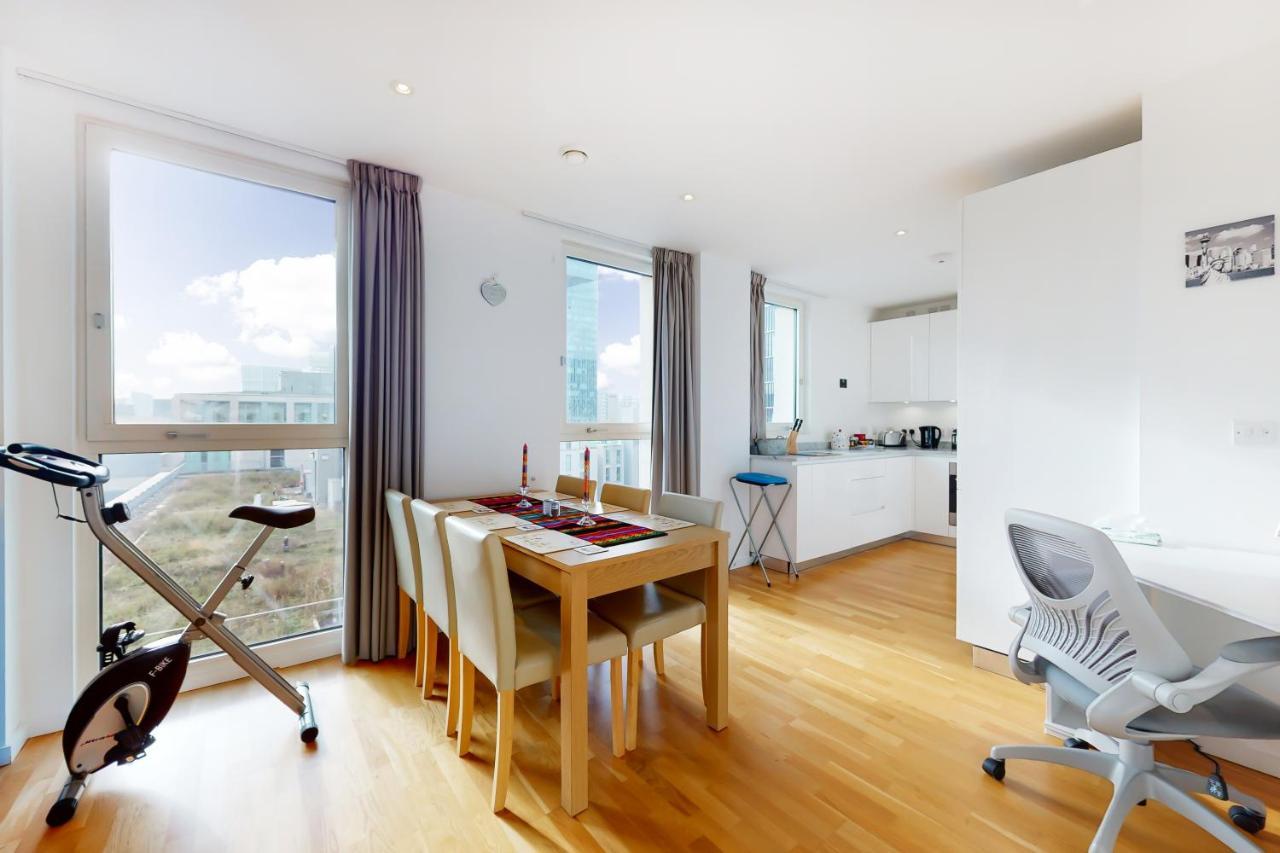 Lovely 2 Bedroom Flat With Balcony In Stratford Leilighet *