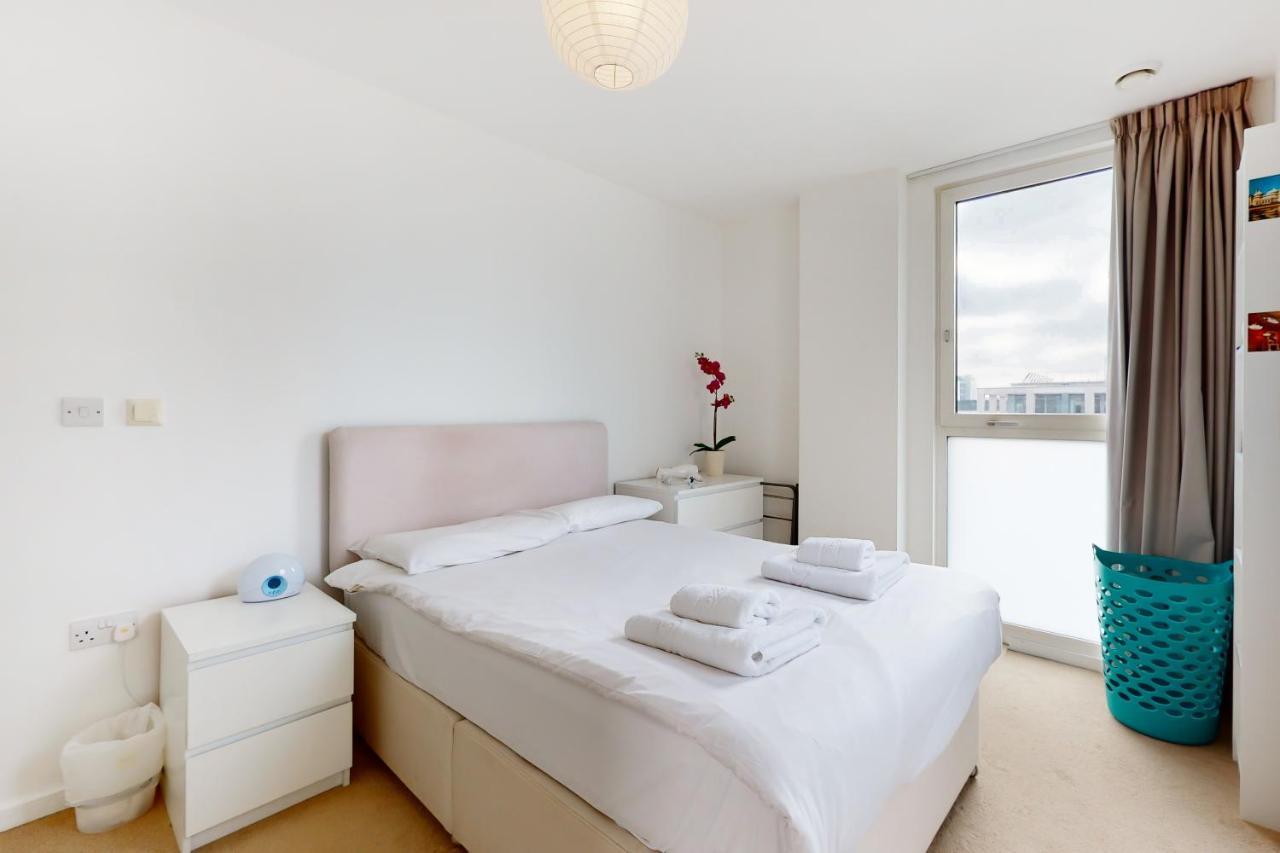 Lovely 2 Bedroom Flat With Balcony In Stratford Leilighet *