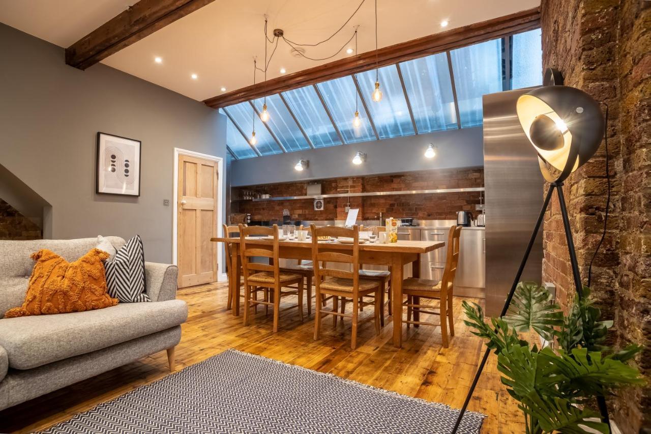 Leilighet Deluxe Rustic Style Two Bedroom Bethnal - Yard View