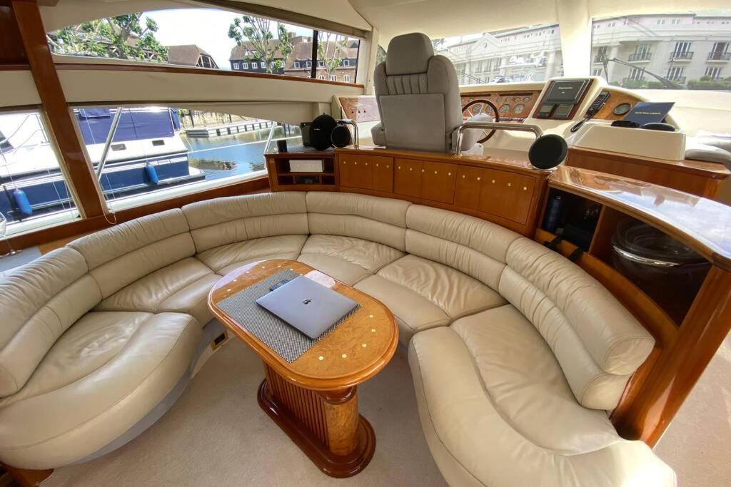 Italian Superyacht Bianca Lucida Londen