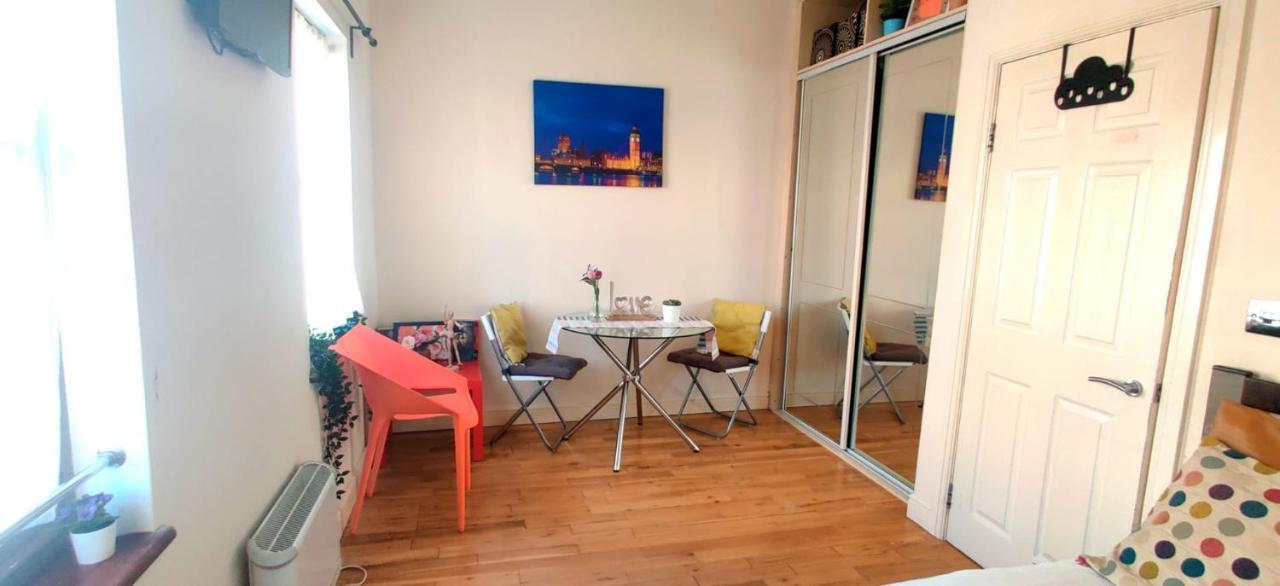 Flat Near Liverpool St & Shoreditch London. London