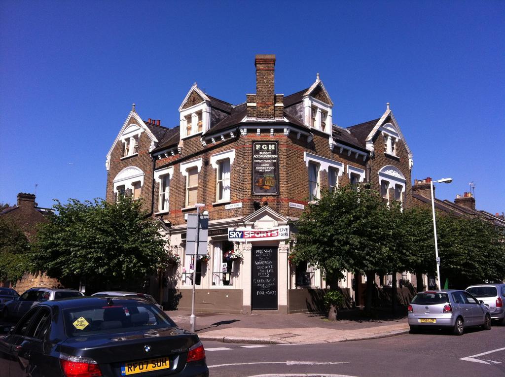 Forest Gate - Free Parking Limited Spaces Herberg Londen