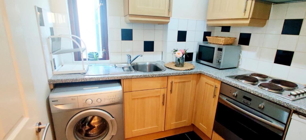 Flat Near Liverpool St & Shoreditch London. *