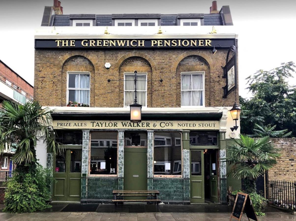 Guest house The Greenwich Pensioner *