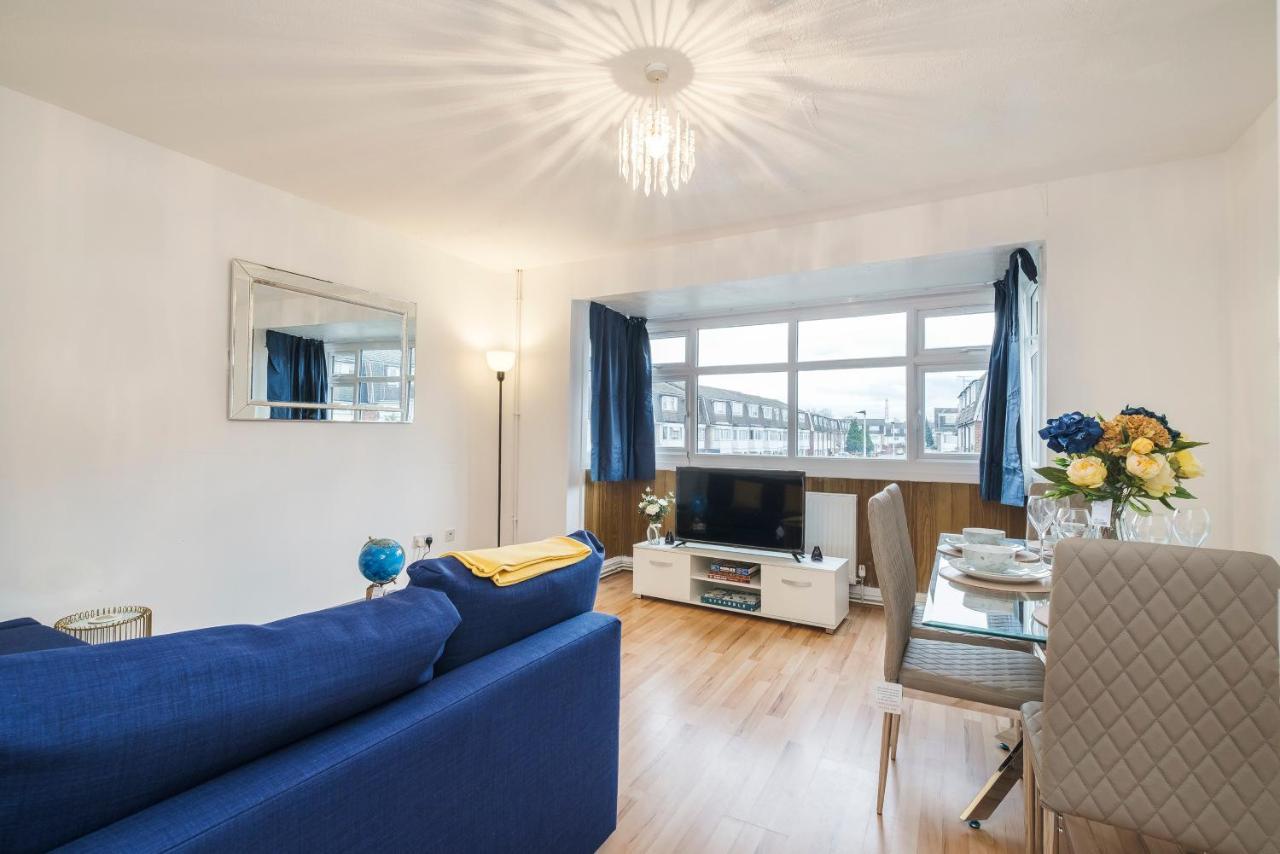 Leilighet Spacious 3 Bed 1 Bath Hse W Guest Toilet W Parking Near Excel - E16 *