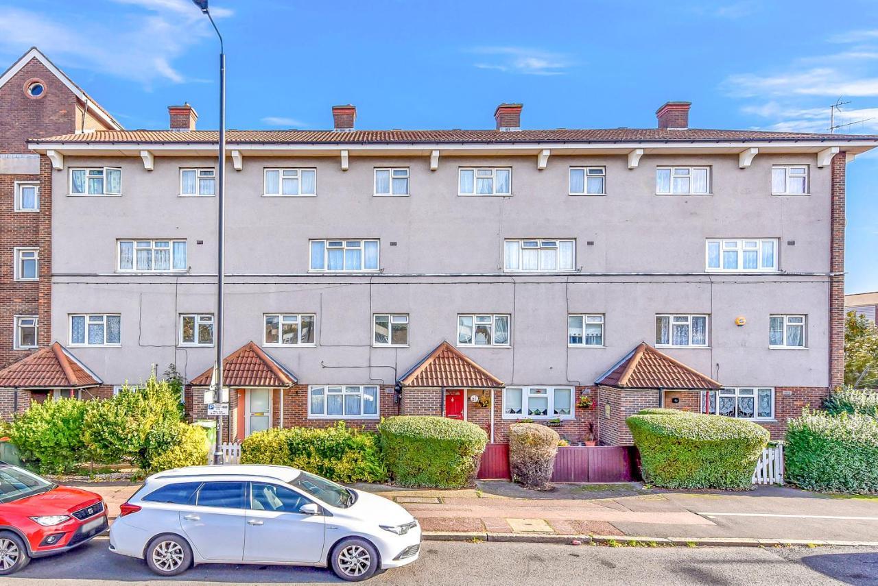 Stylish Excel 3 Bedroom Flat Apartment