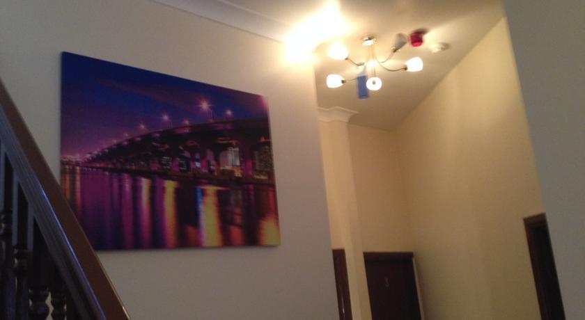 Bed & Breakfast Metro 3*