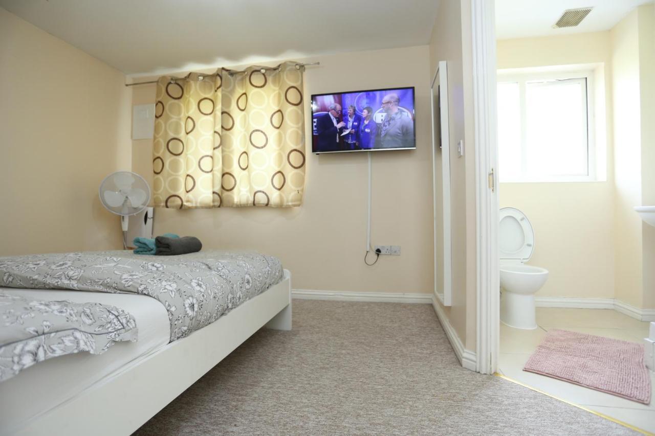 Lovely 4 Bed House Londres