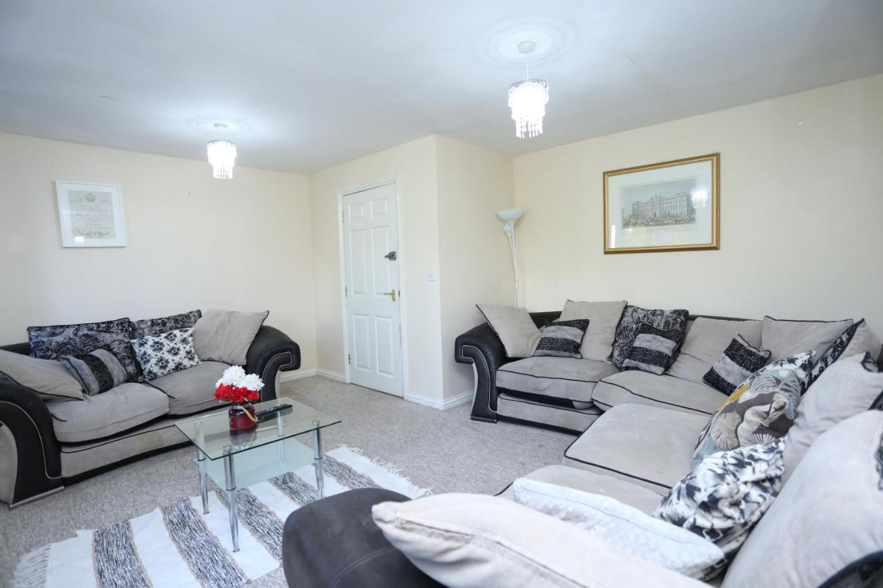 Lovely 4 Bed House Londres