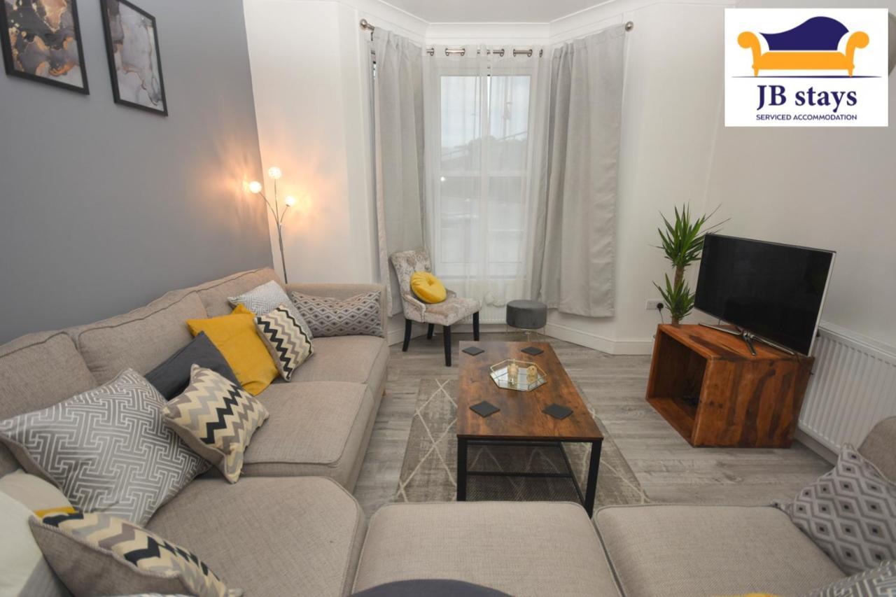 Jb Greenwich, 3 Bed House,ideal For Contractors And Family Feriehus London