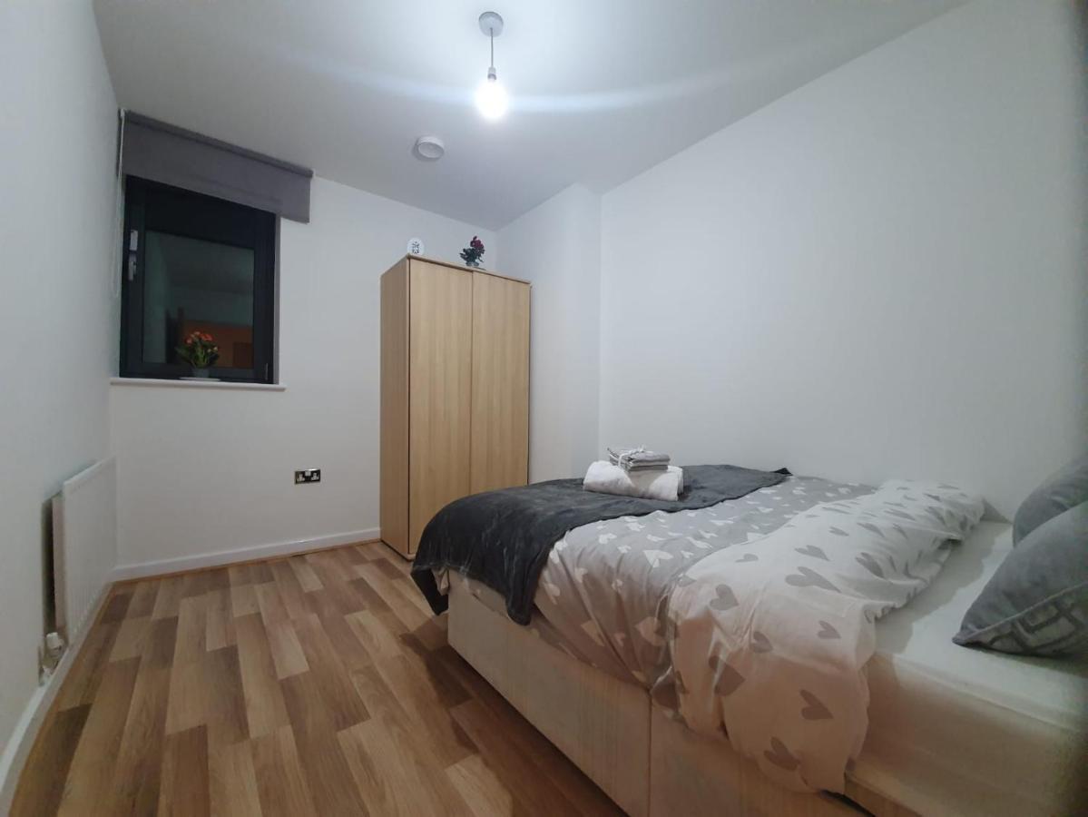 Apartment Livestay-modern 3 Bed Apt On 8th Floor With Amazing Views *