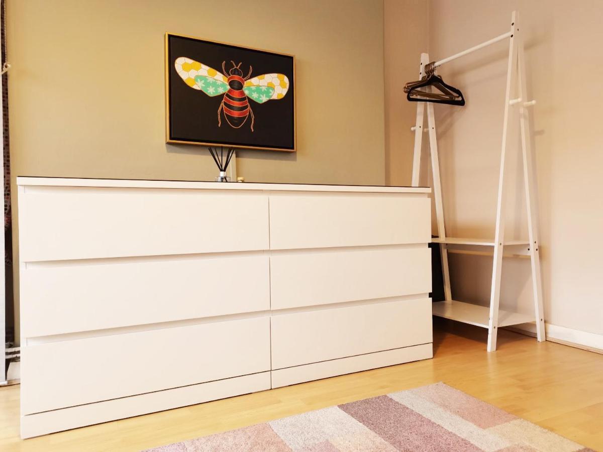 Charming Town Studio Flat, Tower Bridge Apartment