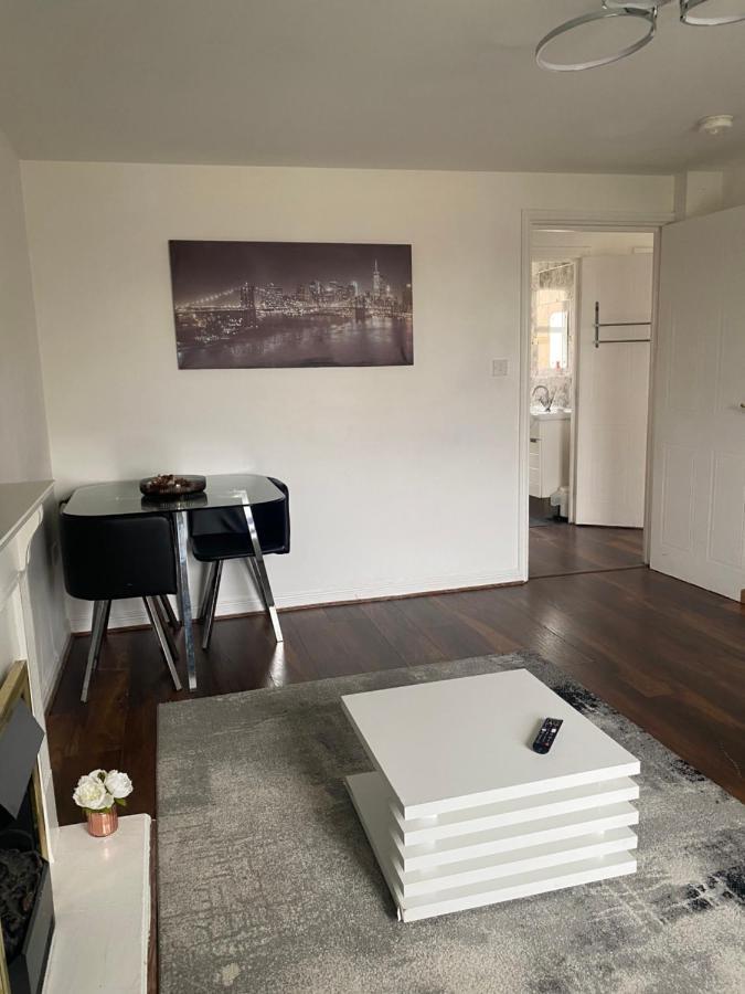 Apartment Paradise London