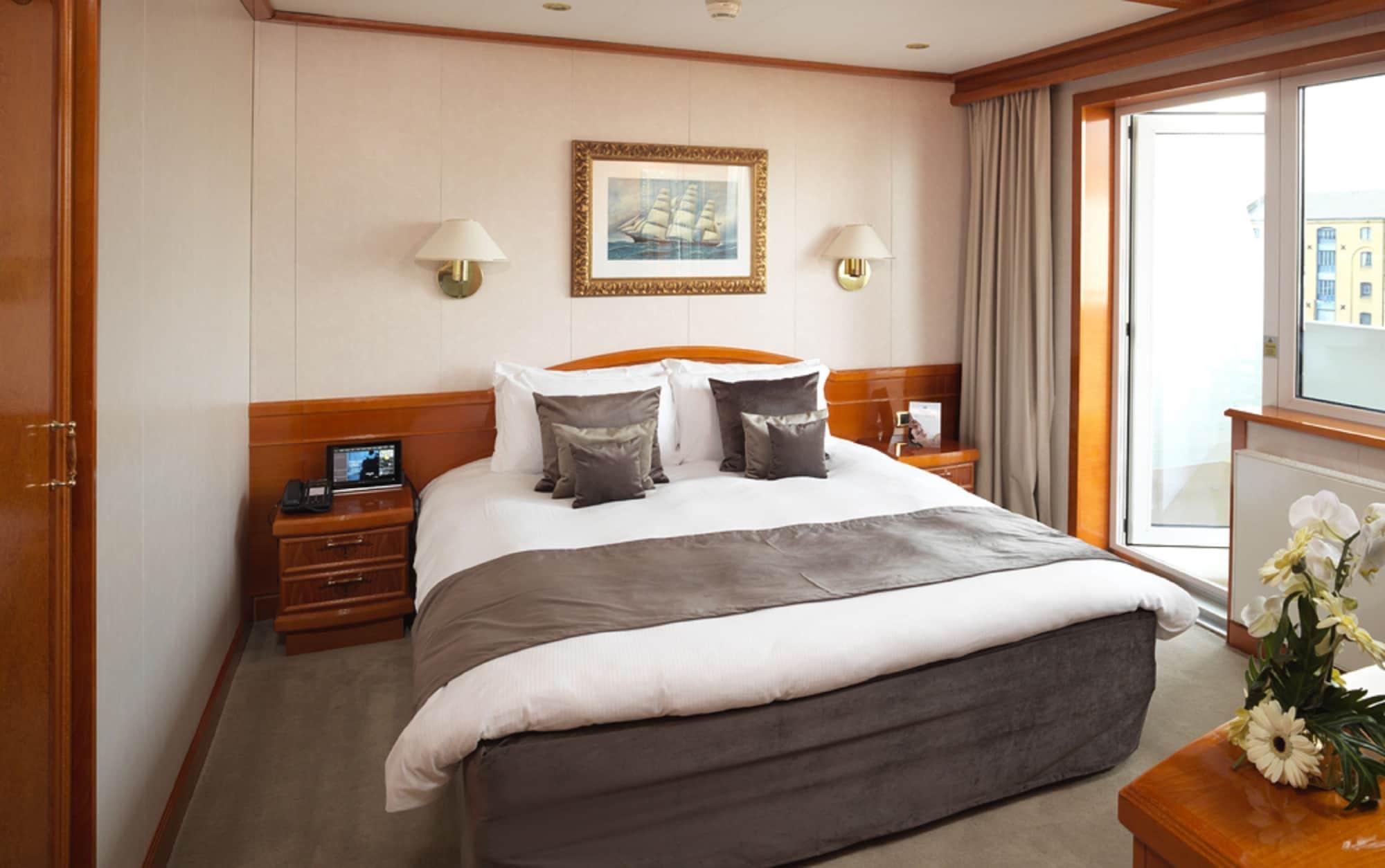 Sunborn Yacht