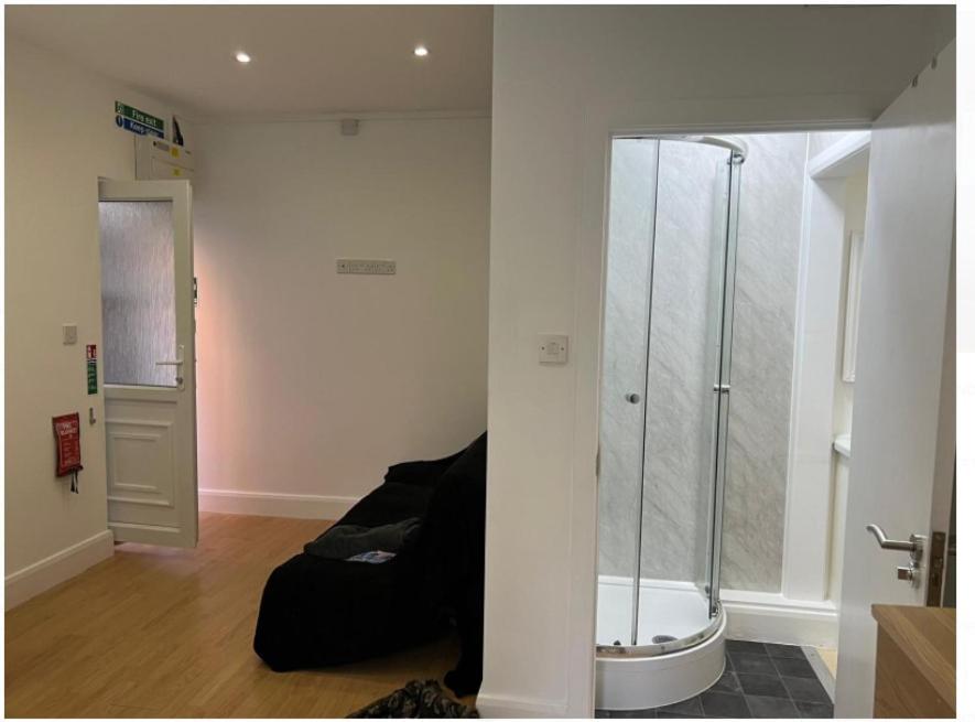 Apartment Wembley Apartment - 33 Oakington Manor Dr Ha9 6Lu