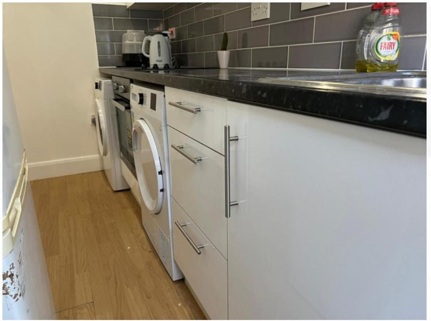 Apartment Wembley Apartment - 33 Oakington Manor Dr Ha9 6Lu