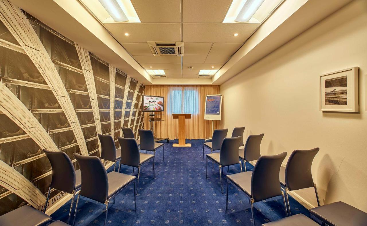 Holiday Express Stratford By Ihg 3* London