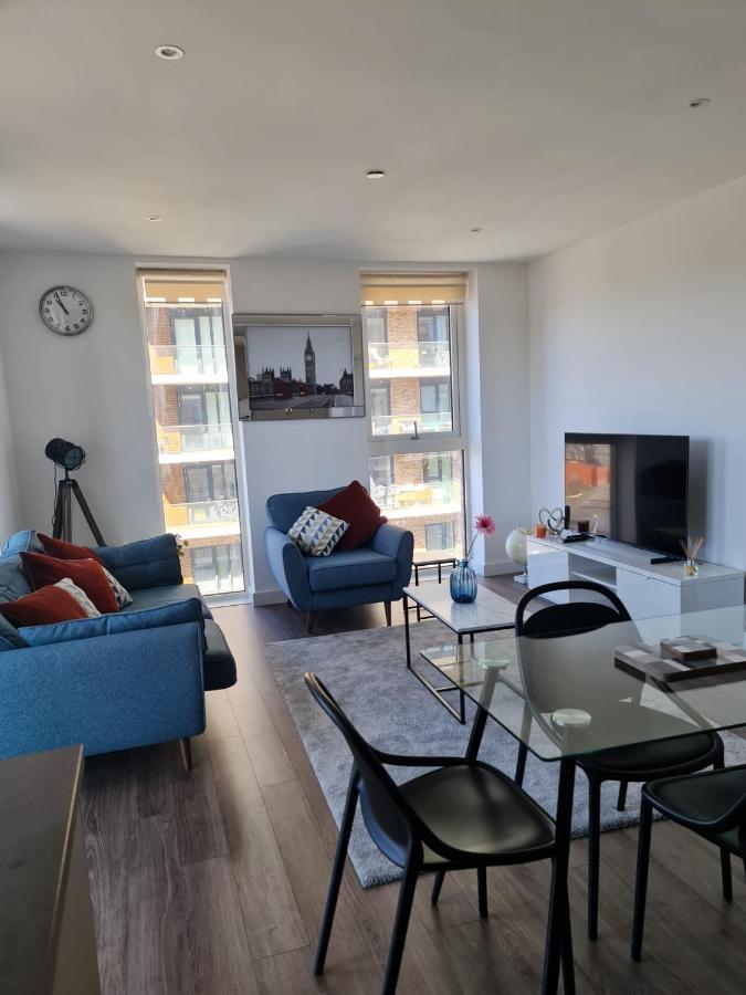 Beautiful 2-bed Flat Apartment London