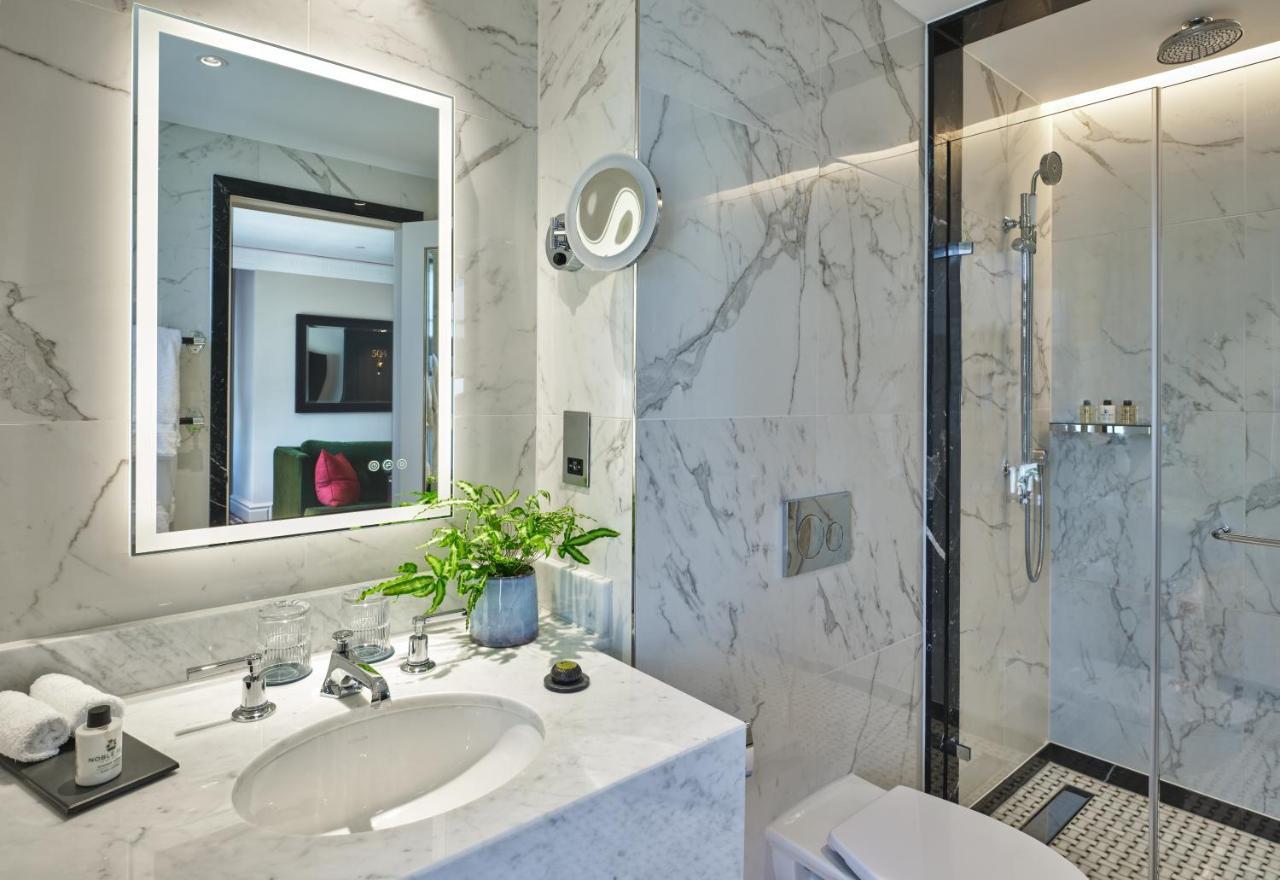 Hotel The Mayfair Townhouse - An Iconic Luxury