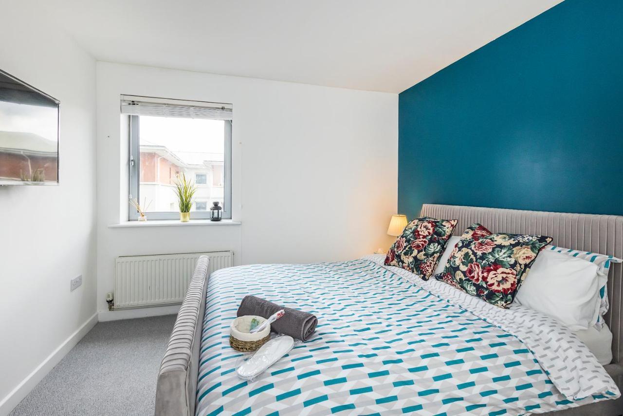 Bow Wharf Apartment London