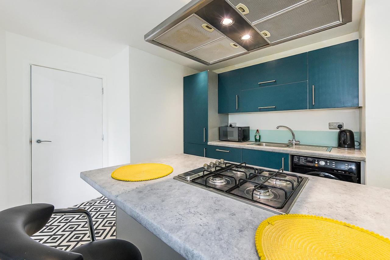 Apartment Bow Wharf *