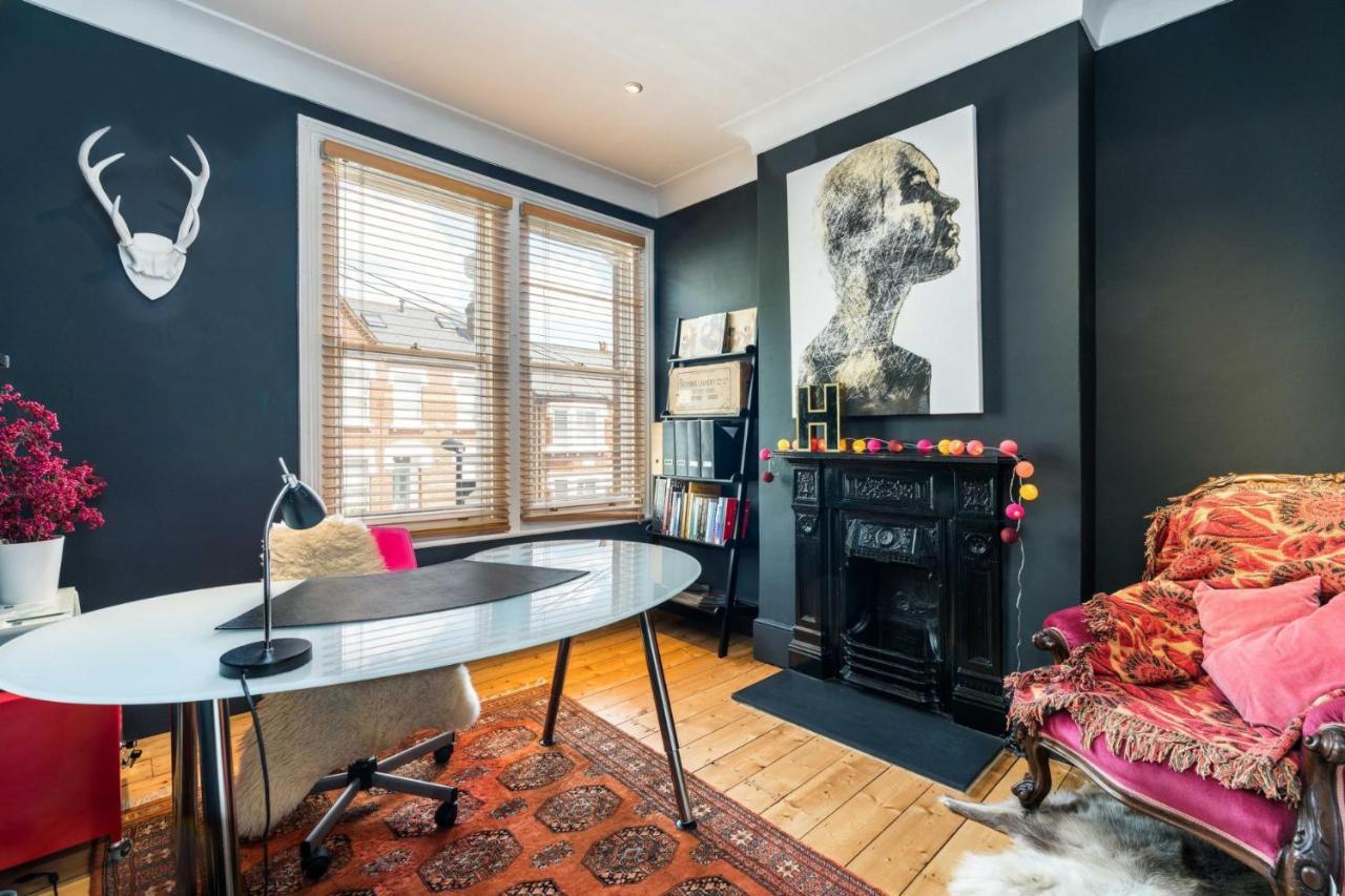 Beautiful 3bd Forest Hill South Holiday home