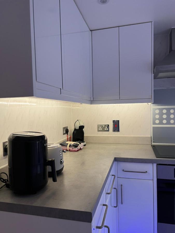 Apartment Entire Luxury 4 Bedroom Victorian House With 2 En-suite - Forest Hill, London