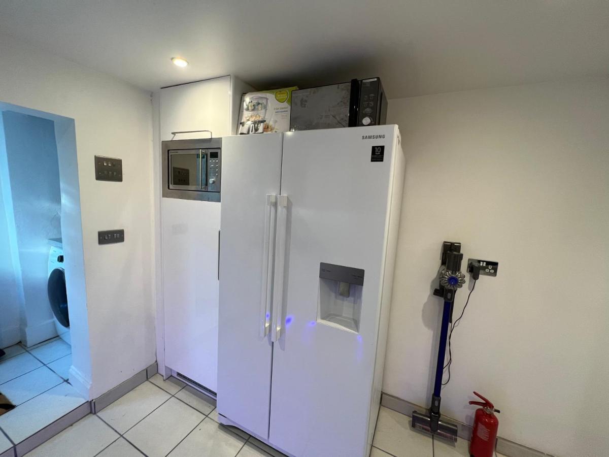 Entire Luxury 4 Bedroom Victorian House With 2 En-suite - Forest Hill, Apartment *