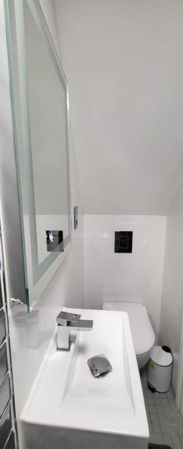 Stunning New Build Mezzanine Style Appartement *