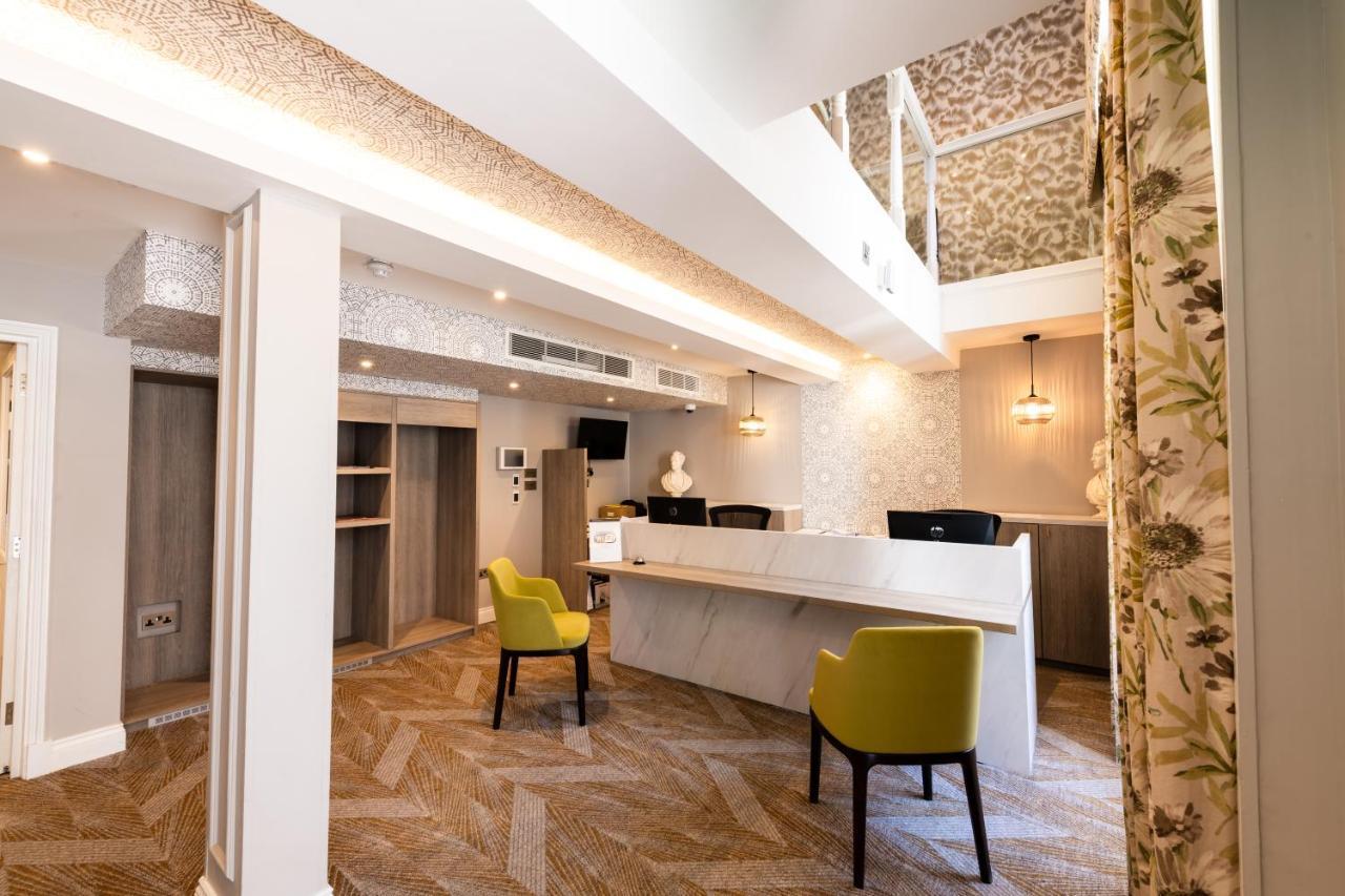 Byron Hotel London