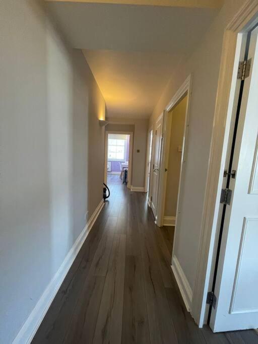 2 Bed Flat Outside Liverpool Street Station! Apartment *