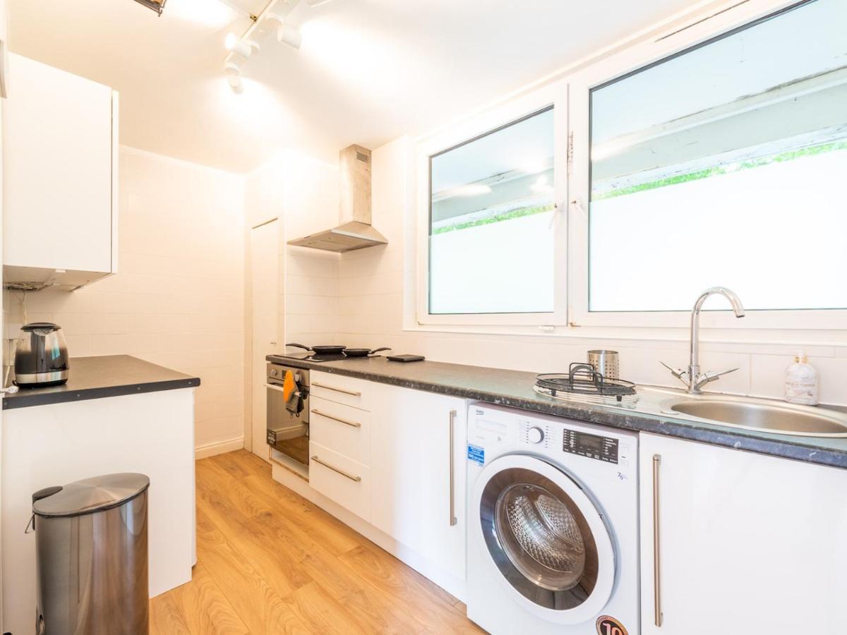 Sootheus - Cosy Surrey Quays Leilighet London