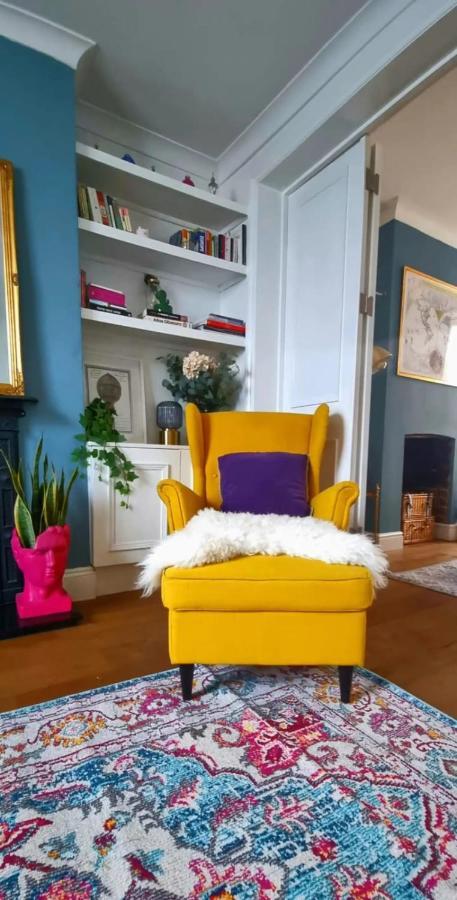 Stylish 3 Bedroom Townhouse In Brockley With Large Garden London