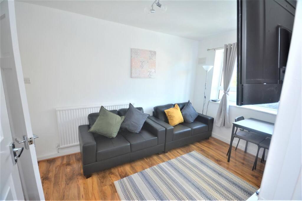 Apartamento Zone 2 Two Bedroom Londres