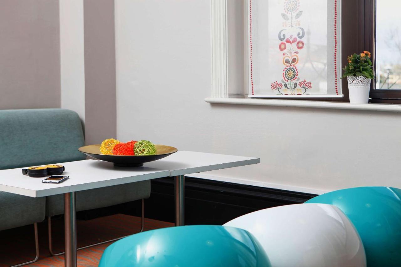 Western Peckham Hotel London