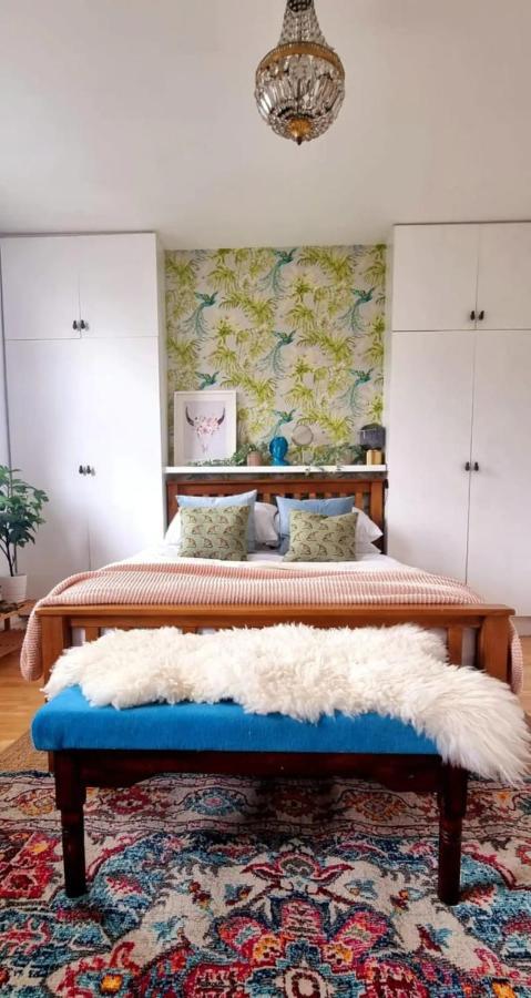 Stylish 3 Bedroom Townhouse In Brockley With Large Garden Feriehus