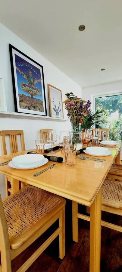 Stylish 3 Bedroom Townhouse In Brockley With Large Garden London