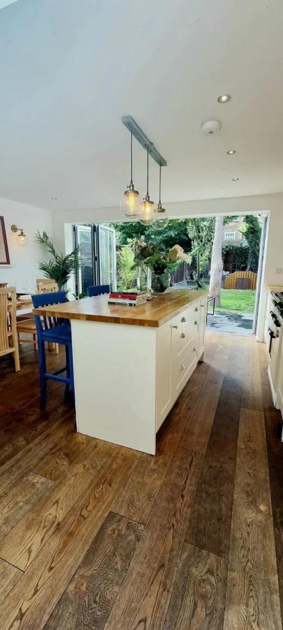 Stylish 3 Bedroom Townhouse In Brockley With Large Garden Feriehus *