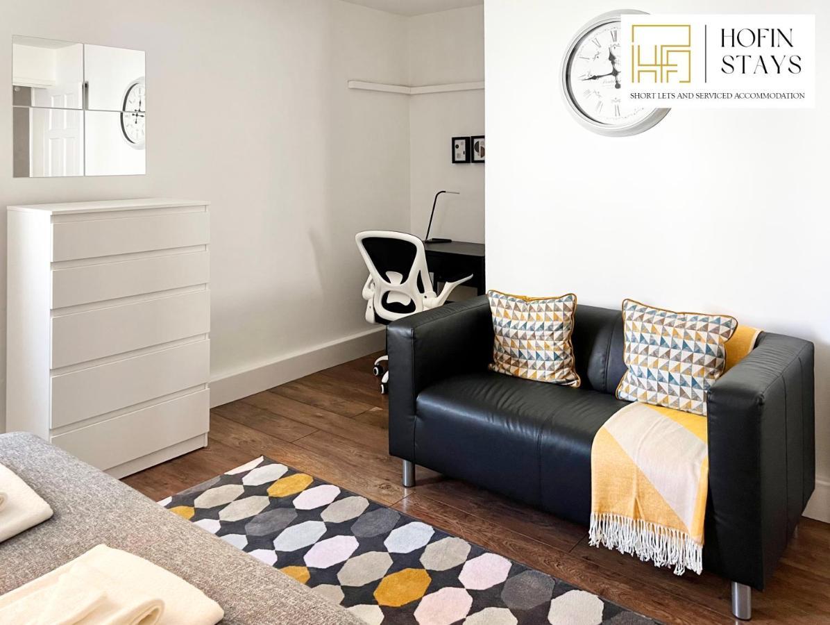 Weekly Or Monthly - Relocation & Business - 4 Guests - By Hofin Stays Short Lets & Serviced Leilighet London