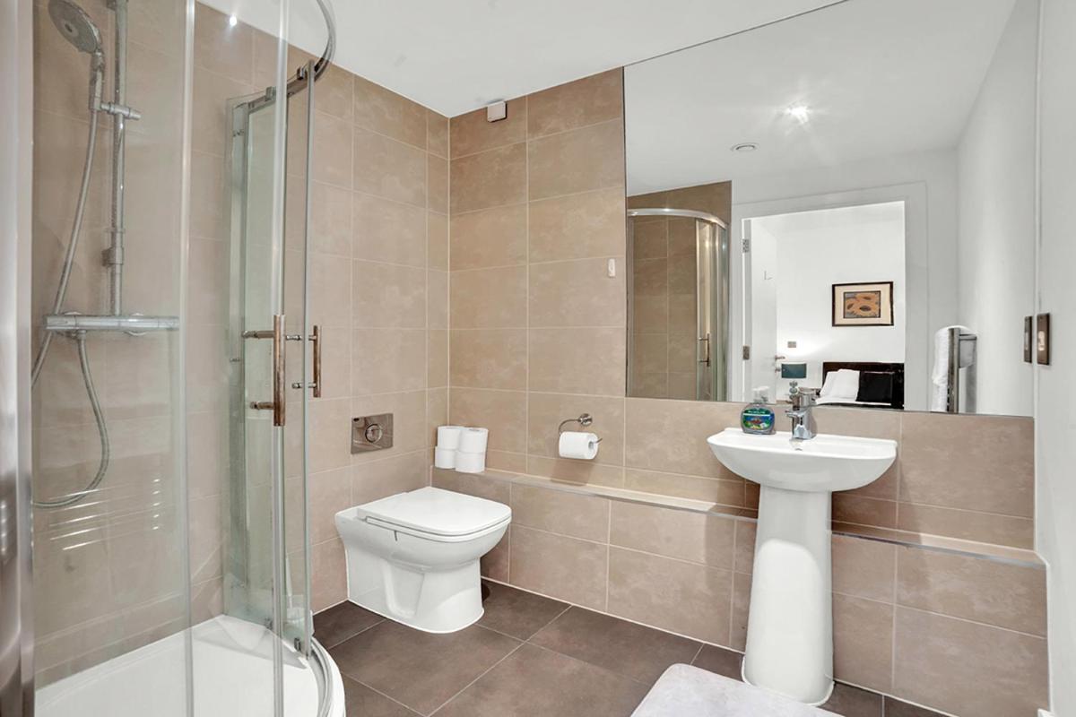 Apartment 2 Bedroom In The Heart Of Greater