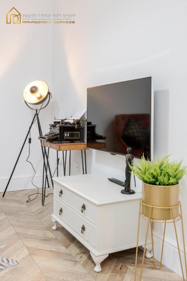 Leilighet Entire 2 Bed Flat Plaistow,canning Town Prime Location In