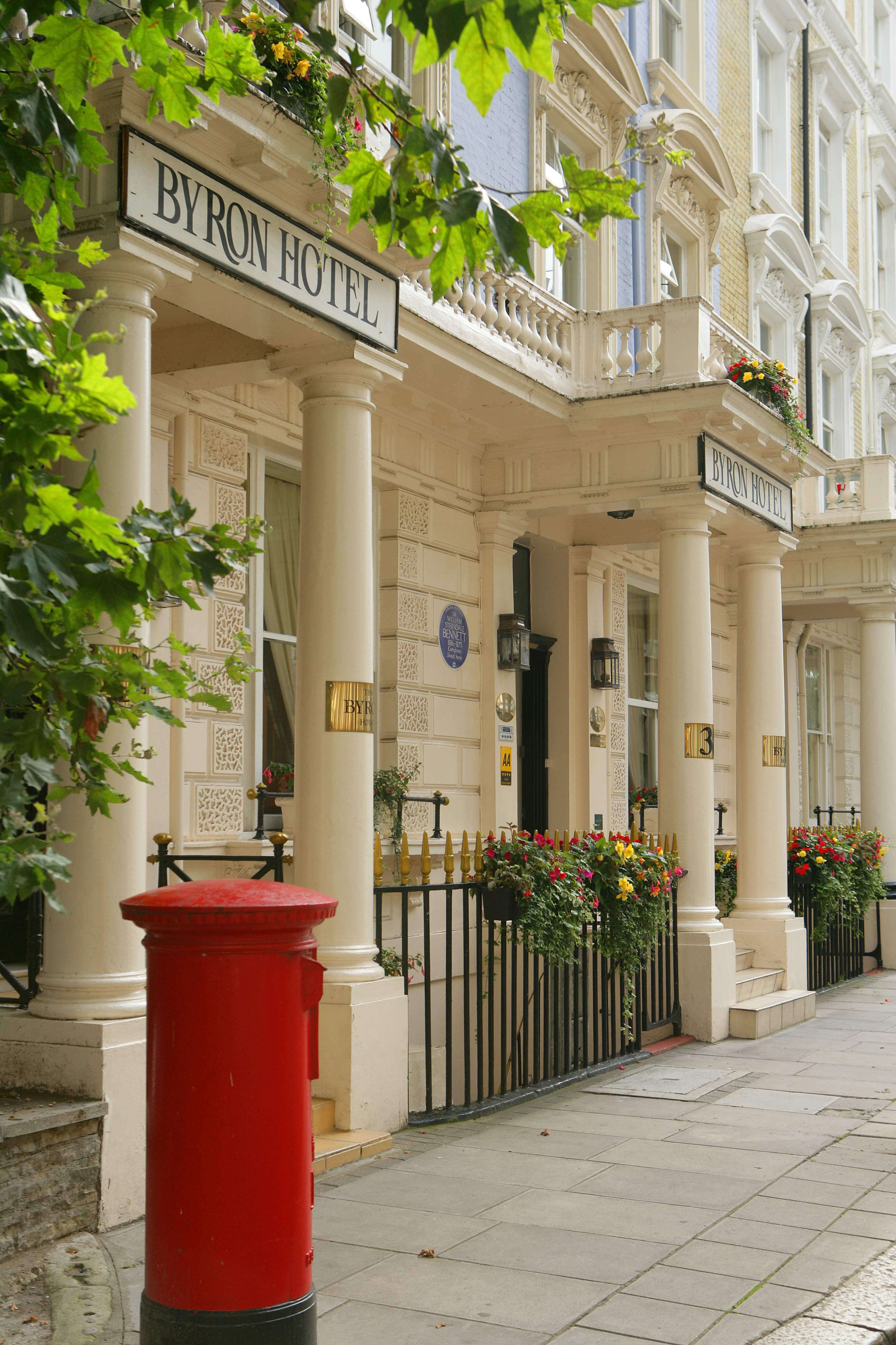 Byron Hotel London