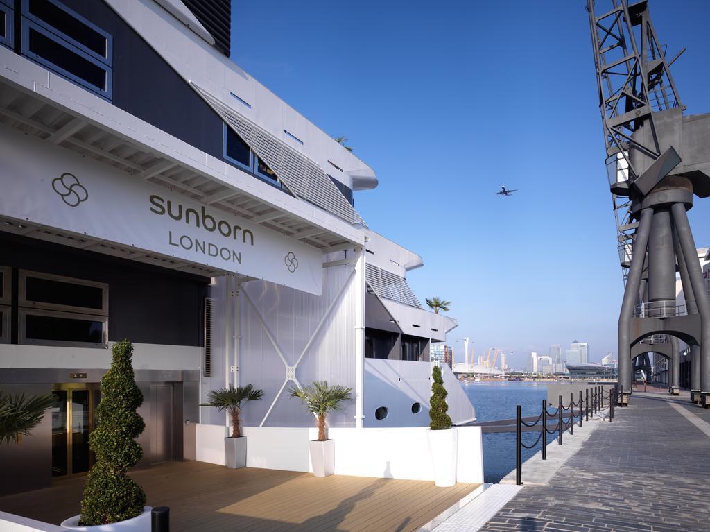 Hotel Sunborn Yacht 4*