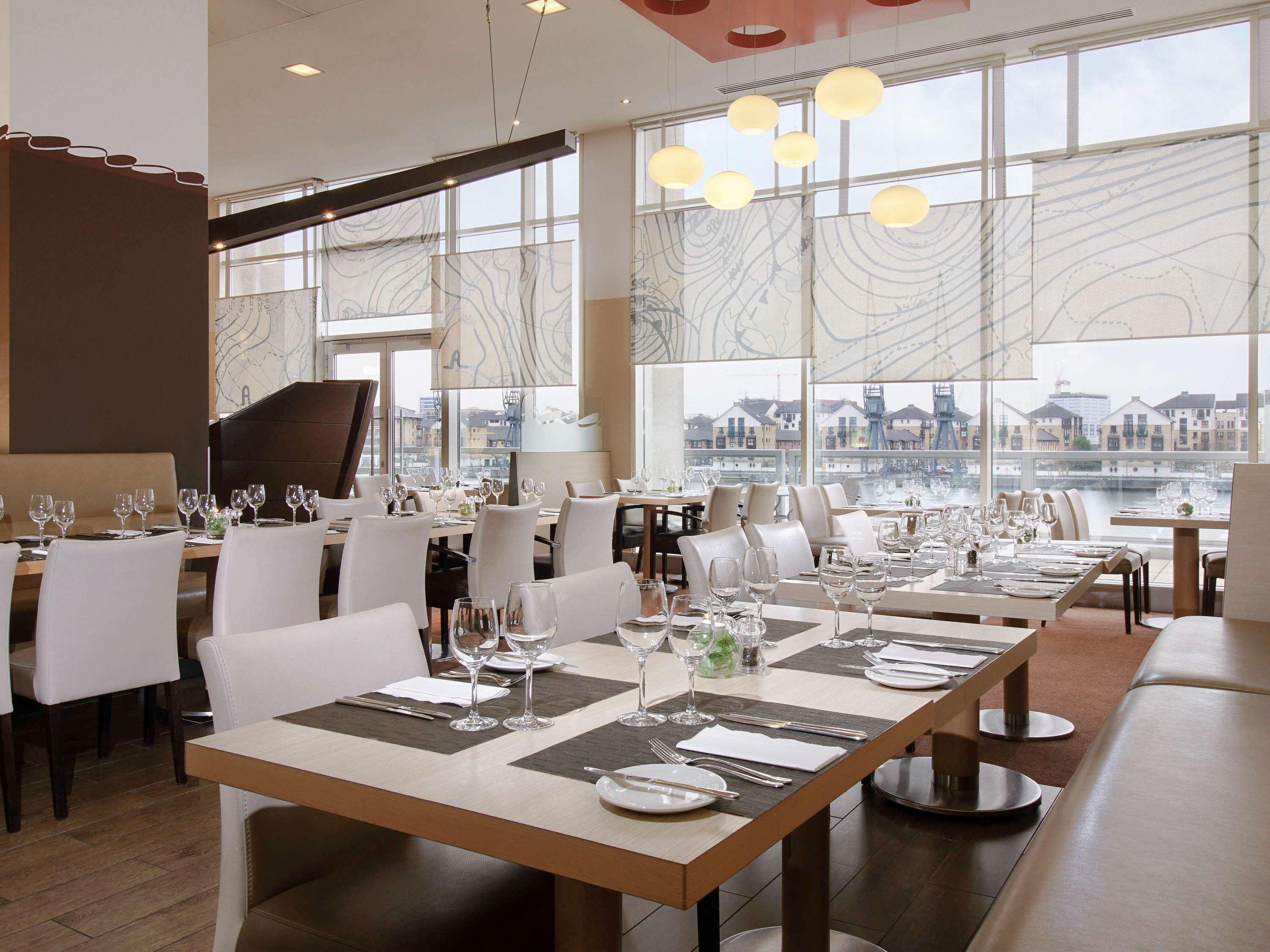 Hotel Novotel Excel 4*