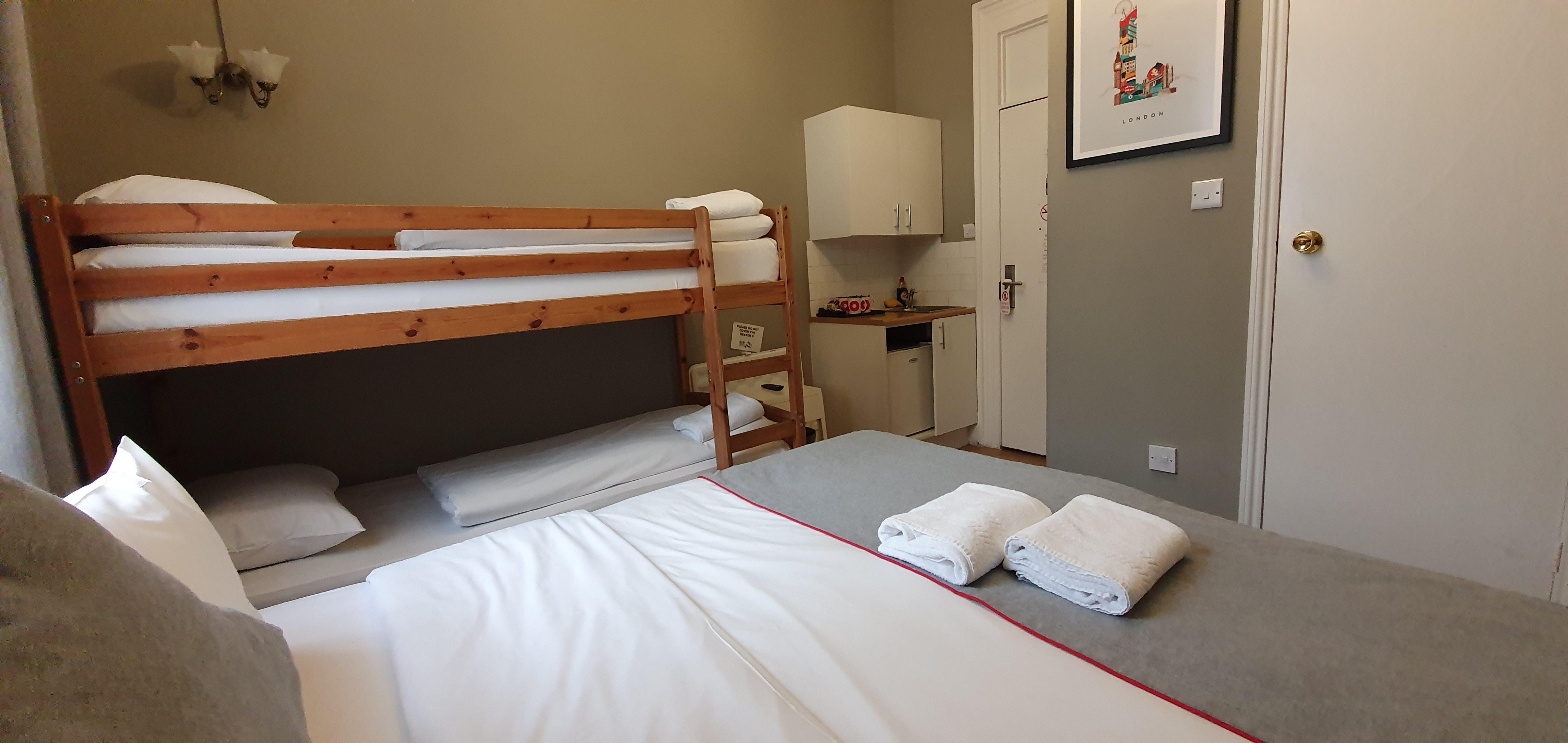 Belgravia Hotel 3*