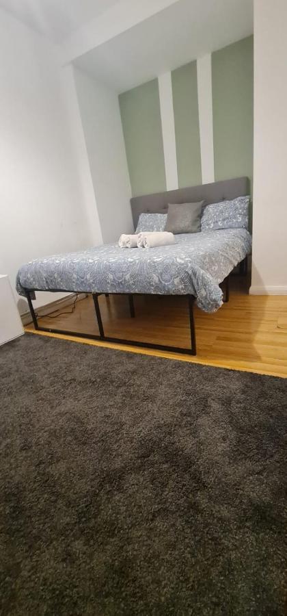 Lovely Budget Double Ensuite In Bricklane Pensión Londres