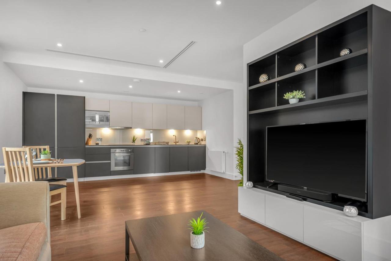 Modern 01 & 02 Bed In Canary Wharf Apartment